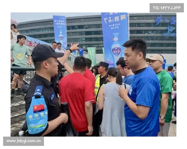 苏超昆山赛场激战落幕,10 分钟直达阳澄湖追风逐光品湖鲜 苏超昆山赛场激战落幕,10 分钟直达阳澄湖追风逐光品湖鲜