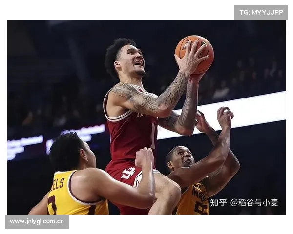 罗齐尔留队热火继续担当后场核心角色助力球队冲击新赛季目标 罗齐尔留队热火继续担当后场核心角色助力球队冲击新赛季目标